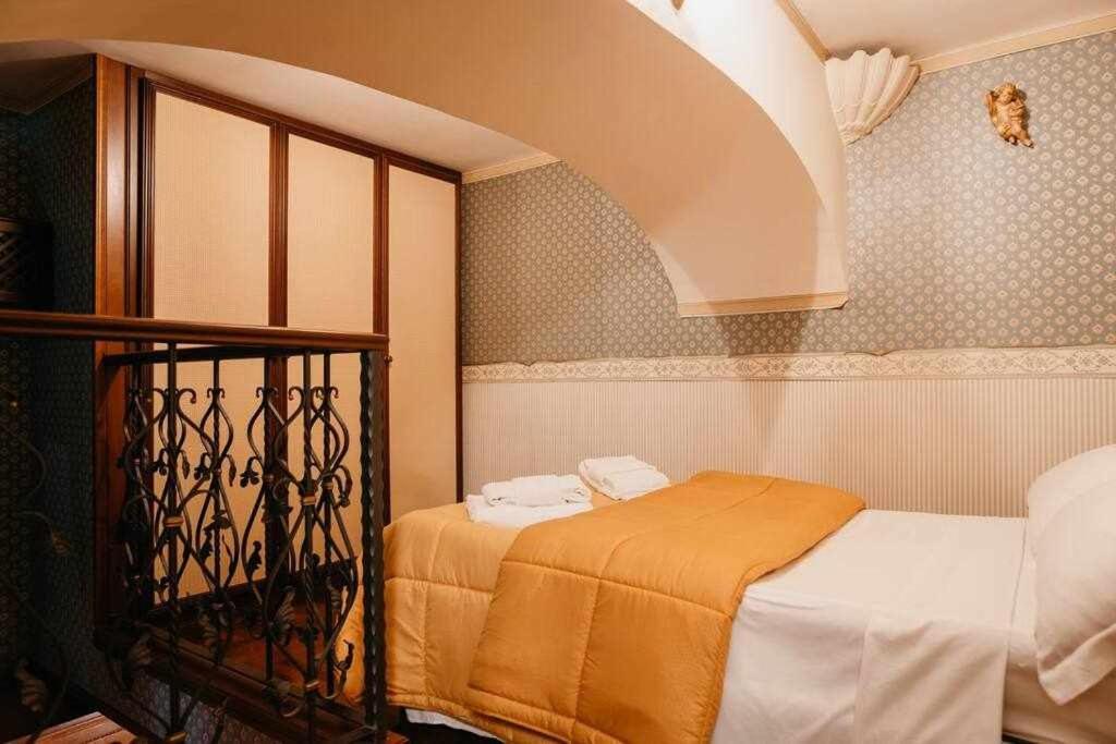Appartement Royal Duomo Centro Storico 80 Mt Dal Duomo