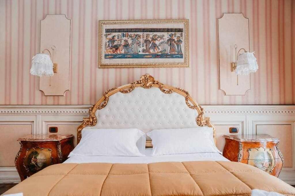 Appartement Royal Duomo Centro Storico 80 Mt Dal Duomo *